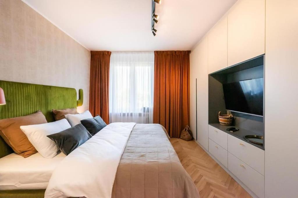 Eclectic City Apartment Near Old Town Warsaw Exterior photo